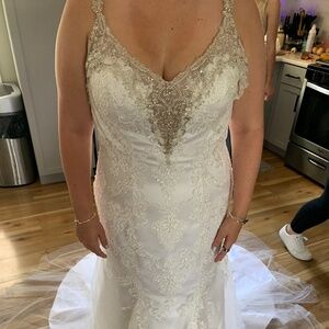 Casablanca Bridal Gown—never worn (only for pictures)